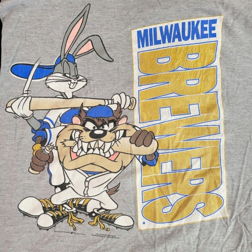 Vintage 1994 Looney Tunes Taz Bugs Bunny Milwaukee Brewers MLB Baseball XL Shirt